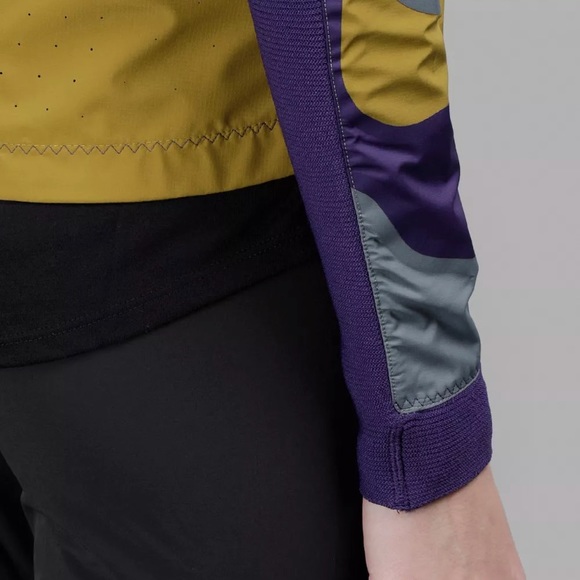 NikeLab Gyakusou Shield Women’s Jacket - Picture 6 of 8